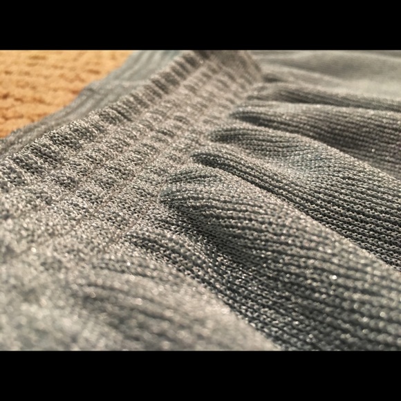 Silver/grey Capri pants with elastic waistband - Picture 3 of 5